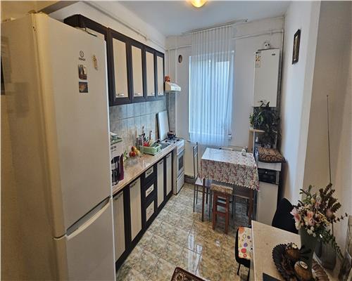 APARTAMENT 3 CAMERE 65 MP | BALCON 6 MP | ZONA STRAZII BUCIUM